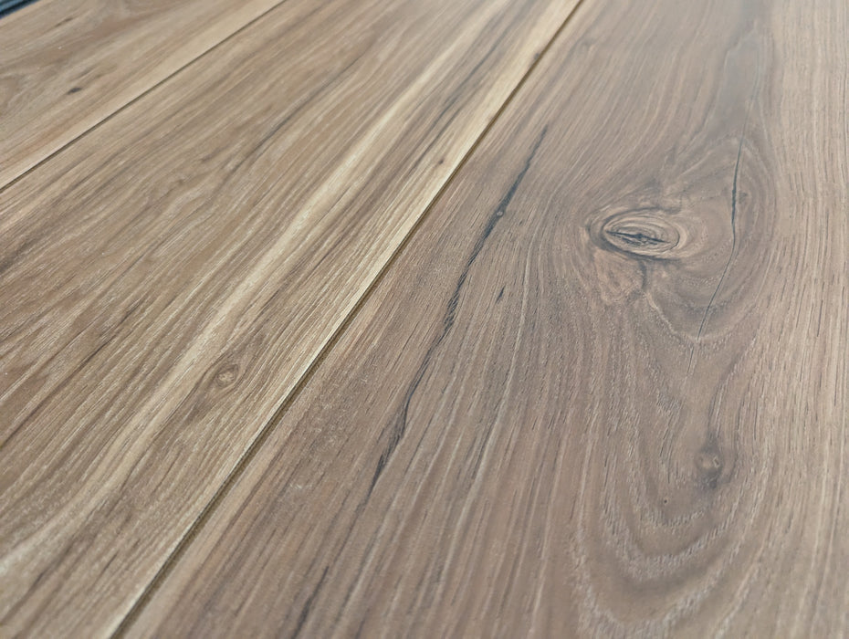 Clearance - Laminate Floor Planks - Draft Blend