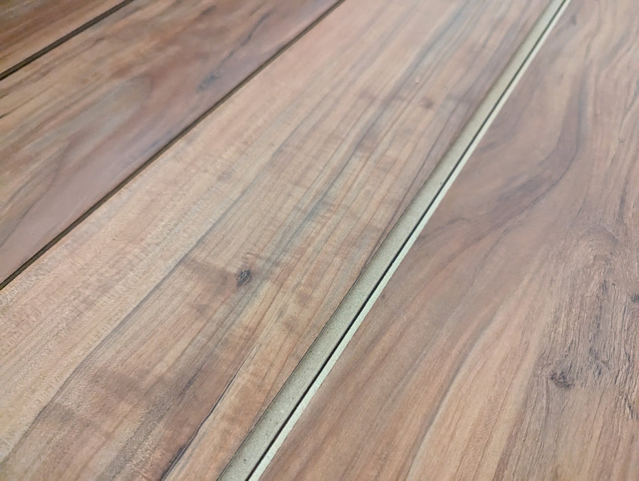 Clearance - Laminate Floor Planks - Mello Bourbon