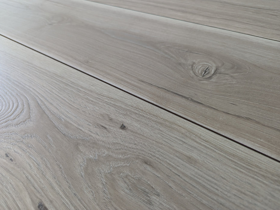 Clearance - Laminate Floor Planks - Vanilla Bean